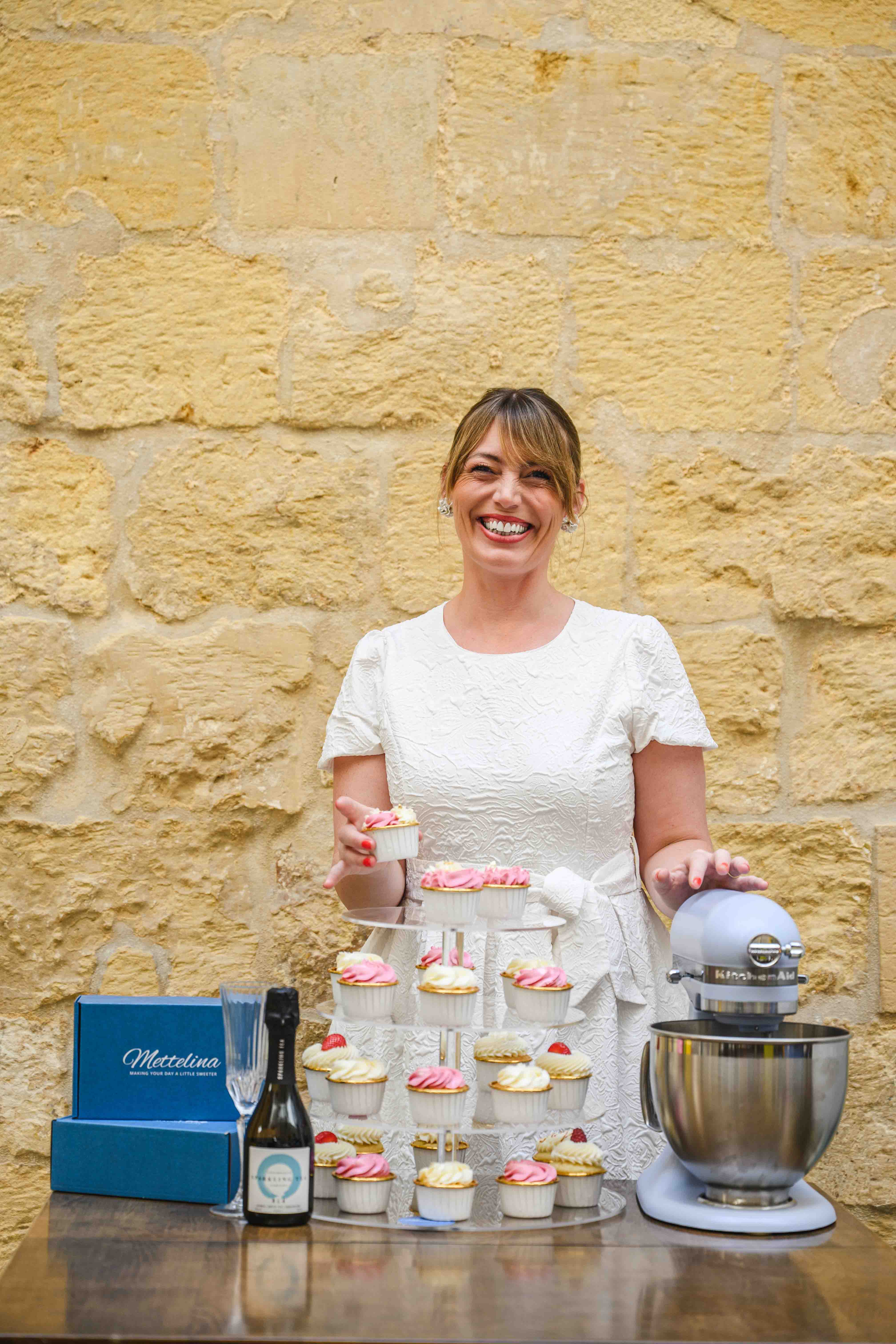 CUPCAKE DECORATING CHRISTMAS WORKSHOP - TUESDAY 9TH DECEMBER