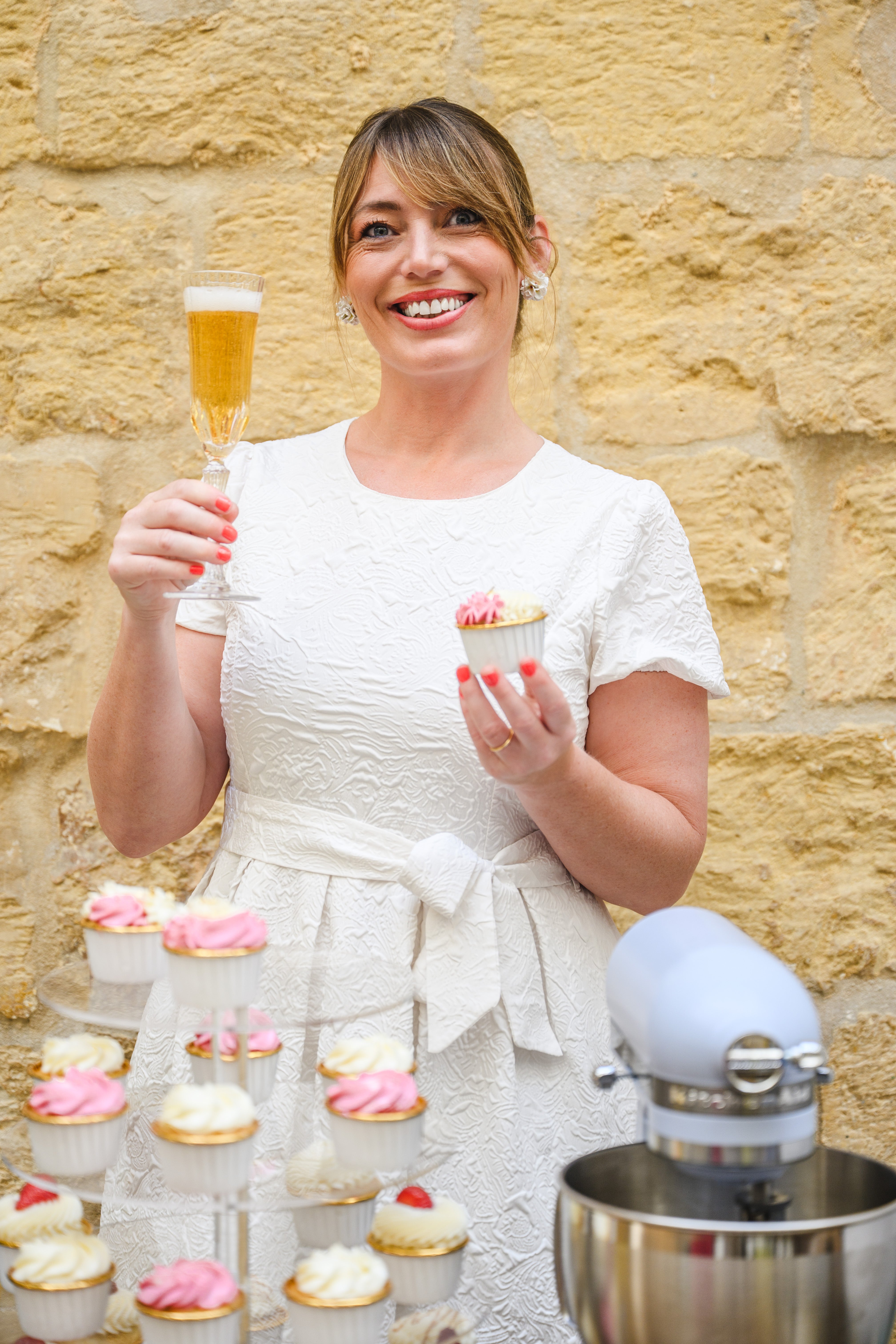 CUPCAKE DECORATING WORKSHOP (VALENTINES) - SATURDAY 14TH FEBRUARY 2026