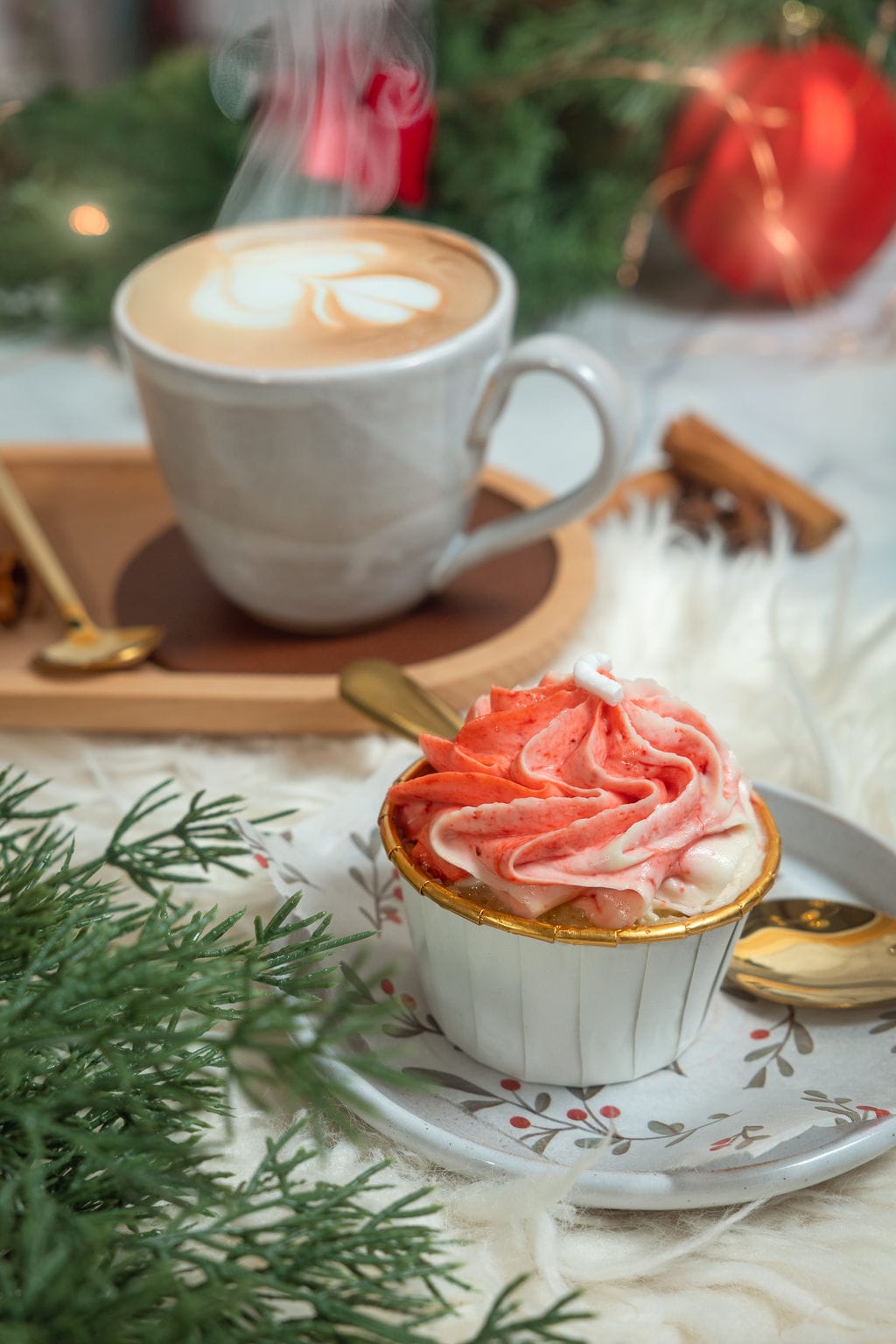 CUPCAKE DECORATING CHRISTMAS WORKSHOP - TUESDAY 9TH DECEMBER