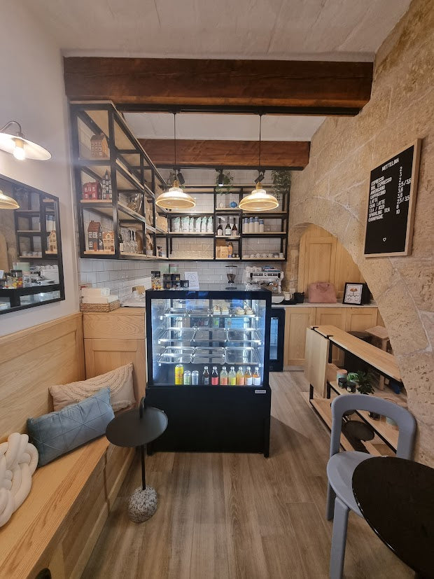 Private Mettelina Café Event Experience - Package 1: À La Carte